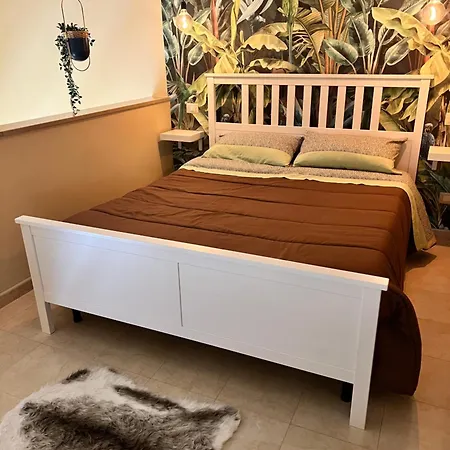 Piazzetta 42 *